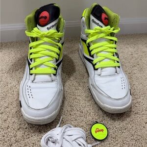 Twilight Zone Pump "White Neon Yellow"